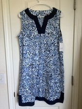 Croft & Barrow NWT Women’s Sleeveless Blue & White Leaf Print Shift Dress-  S picture