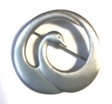 Ken Kantro Vintage 1985 Lovell Design Silver Swan Brooch Pin 1.5 Inch x 1.25 picture