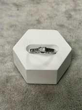 14k White Gold APPROX. 0.10ct Natural Princess Cut Diamond Ring picture
