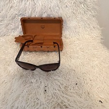 Designer MCM Butterfly Women Sunnies- High end, beautiful picture