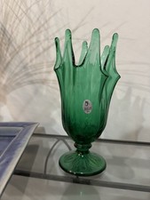 Vintage emerald-green Fenton art glass handkerchief vase 8 Point With Tags picture