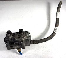 PETERBILT Bendix TP-5 Tractor Protection Valve K066311 picture