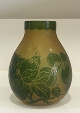 FRENCH ART DECO - DEGUE (GUERON) Cameo Glass Green Lamp Shade / Vase 5.5” picture
