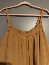 Women’s Torrid Tank Top picture