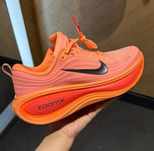 Nike Vomero Plus Orange Pulse picture