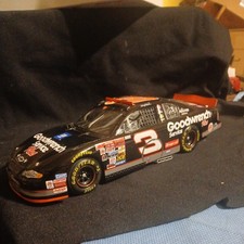 Action 1:24 Dale Earnhardt #3 2001 GM Goodwrench No Bull Raced Version Diecast  picture