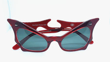 Vintage inspired Cat eye/ Rockabilly/Goth sunglasses for women picture