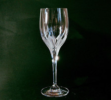 MIKASA FLAME D'AMORE WATER GLASS, Cut & Frosted Lead Crystal, 9