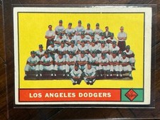 5ct 1959-1966 Topps Los Angeles Dodgers Team Card Lot w/ Sandy Koufax, Drysdale picture