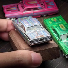 97M 1:64 Cadillac DeVille 1964 Coupe Jumping Car Diecast Model Ornament picture