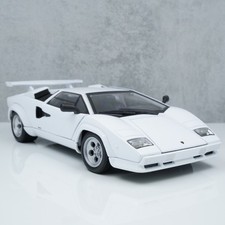 Lamborghini Countach LP500 S 1:24 Welly White Diecast Model Classic Sports Car picture