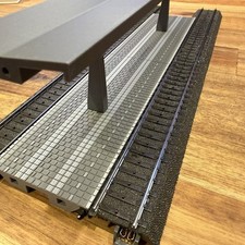 Marklin C track Ho scale modular DUTCH Platform Station. 302mm long. picture