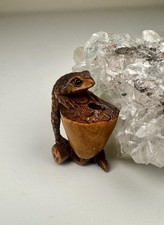 Antique Japanese Wood Netsuke Frog Signed Masakazu Edo Period picture