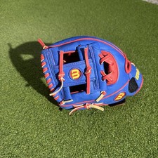 Wilson A200 LH T-Ball 10 Inch Glove Blue And Red, age 2-6 NEW see description  picture