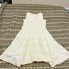 Cremieux White Bridal Eyelet Embroidered Sleeveless V-Neck A-Line Knee Dress 4 picture