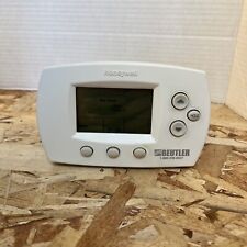 Honeywell TH6110D1005 FocusPRO  5+1+1 Day Programmable Thermostat picture