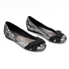 CL Chinese Laundry Ballerina Flats Silver Metallic Snakeskin Bow Indie Shoes 8 picture