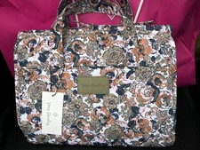 VERA BRADLEY PETITE EXUBERANT FLORAL SAGE Ultralight  Hanging Travel Organizer picture