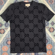 Gucci All-Over GG Logo PrintShort Sleeve T-Shirt Size Medium picture