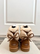 UGG Classic Double Bow Mini Boots Chestnut Women’s Size 7 New in Box picture