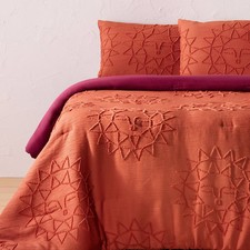 Twin/Twin Extra Long Geo Sun Print Comforter and Sham Set Orange/Fuschia - picture