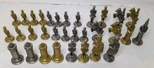 Vintage Italian Brass Metal Chess Set 32 Pieces Made in Italy Medieval, Complete picture