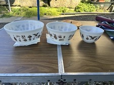 Pyrex Early American 3-piece mixing bowl set (#401, 402, 403) picture
